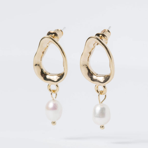 Oyster Dangle Earring